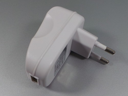 Ladeadapter 230v auf - ladeadapter, usb
